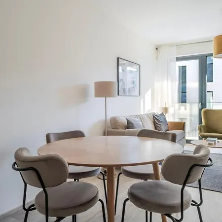 Daire Blueground Zizkov Balcony Nr Vitkov Hill Prg-82 Prag