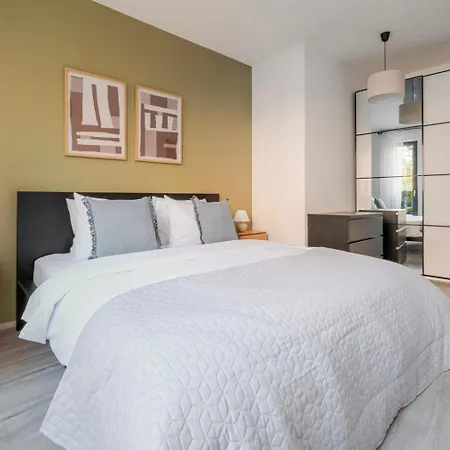 Blueground Zizkov Balcony Nr Vitkov Hill Prg-82 Prag