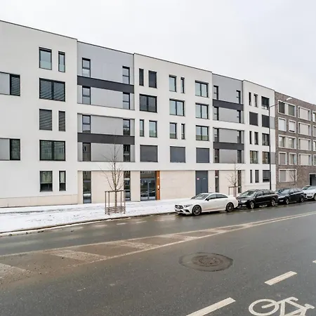 Blueground Zizkov Balcony Nr Vitkov Hill Prg-82 Prag