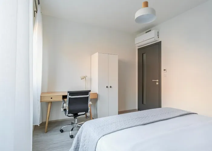 Blueground Zizkov Balcony Nr Vitkov Hill Prg-82 * Prag