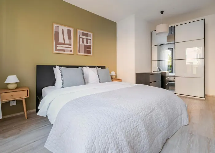 Blueground Zizkov Balcony Nr Vitkov Hill Prg-82 Prag