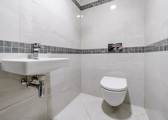 Daire Blueground Zizkov Balcony Nr Vitkov Hill Prg-82 *